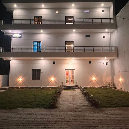 Hotel Gulab Residency Váránasí Exteriér fotografie