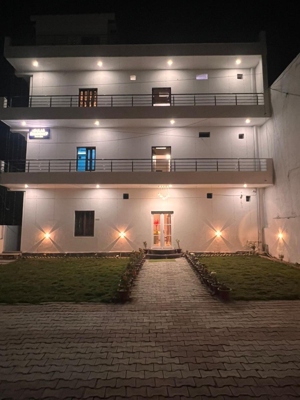 Hotel Gulab Residency Váránasí Exteriér fotografie